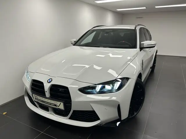 BMW M3 view 7