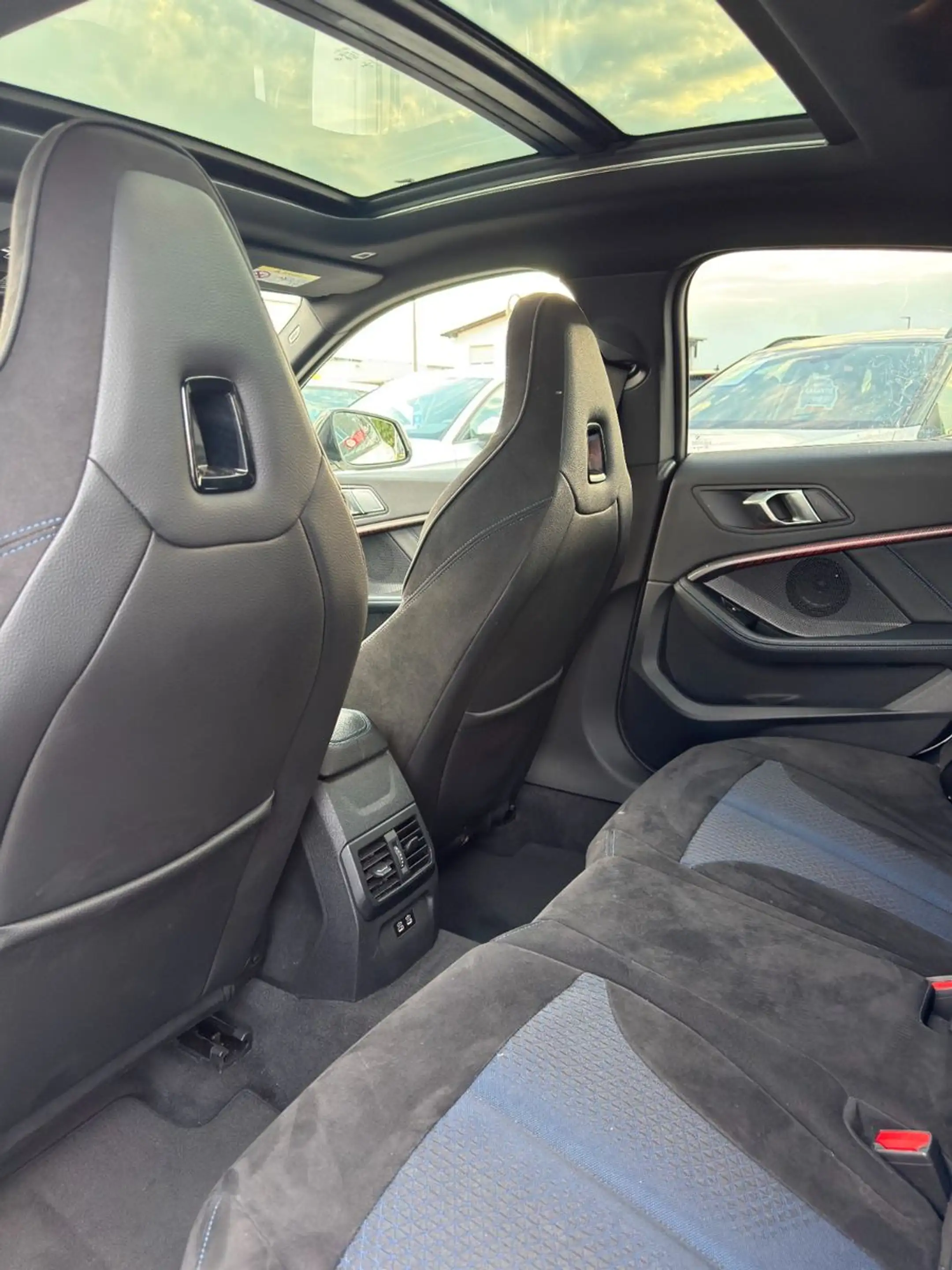 BMW 235 i xDrive Gran Coupe *PANO*BCM*SHZ*GRA*MFL* — photo 13