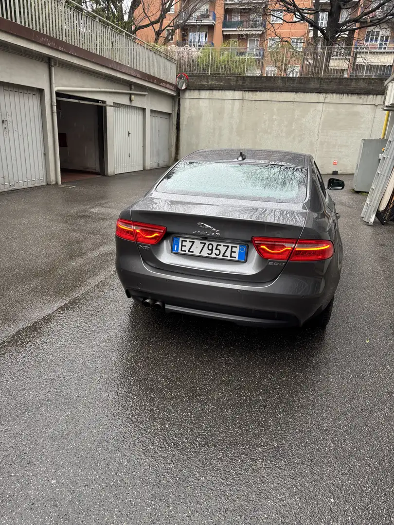 Jaguar XE 2.0d Prestige Business edition 180cv auto - 1