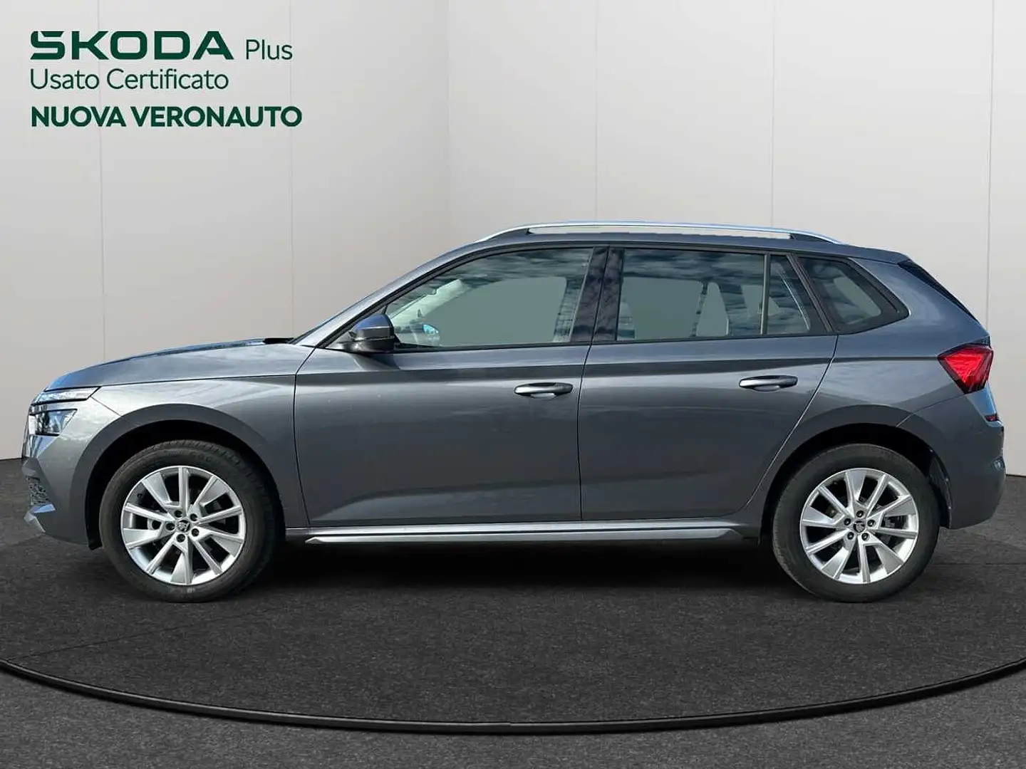 Skoda Kamiq 1.0 TSI 110 CV DSG Style Grigio - 2