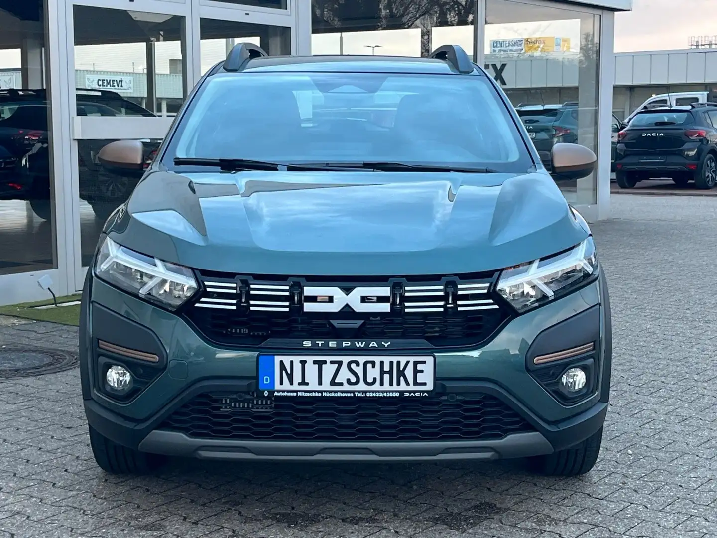 Dacia Sandero III Stepway Extreme (SHZ, KAMERA) Grün - 2