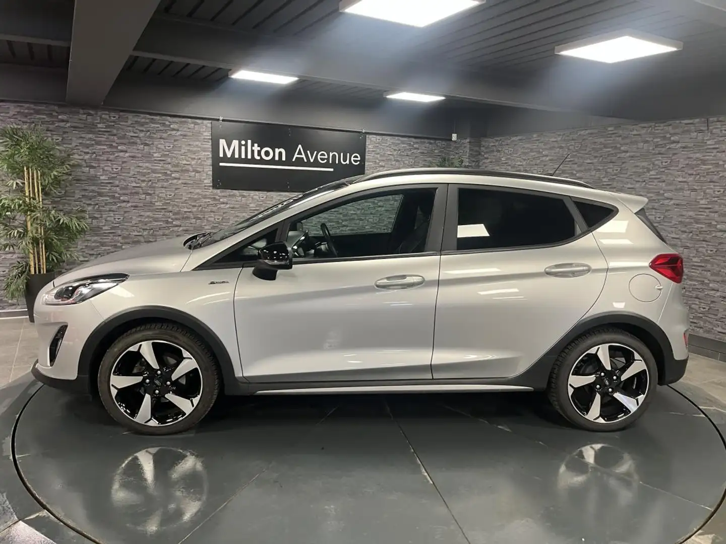 Ford Fiesta Fiesta 1.5 TDCi - 85 S\u0026S Active Gris - 2
