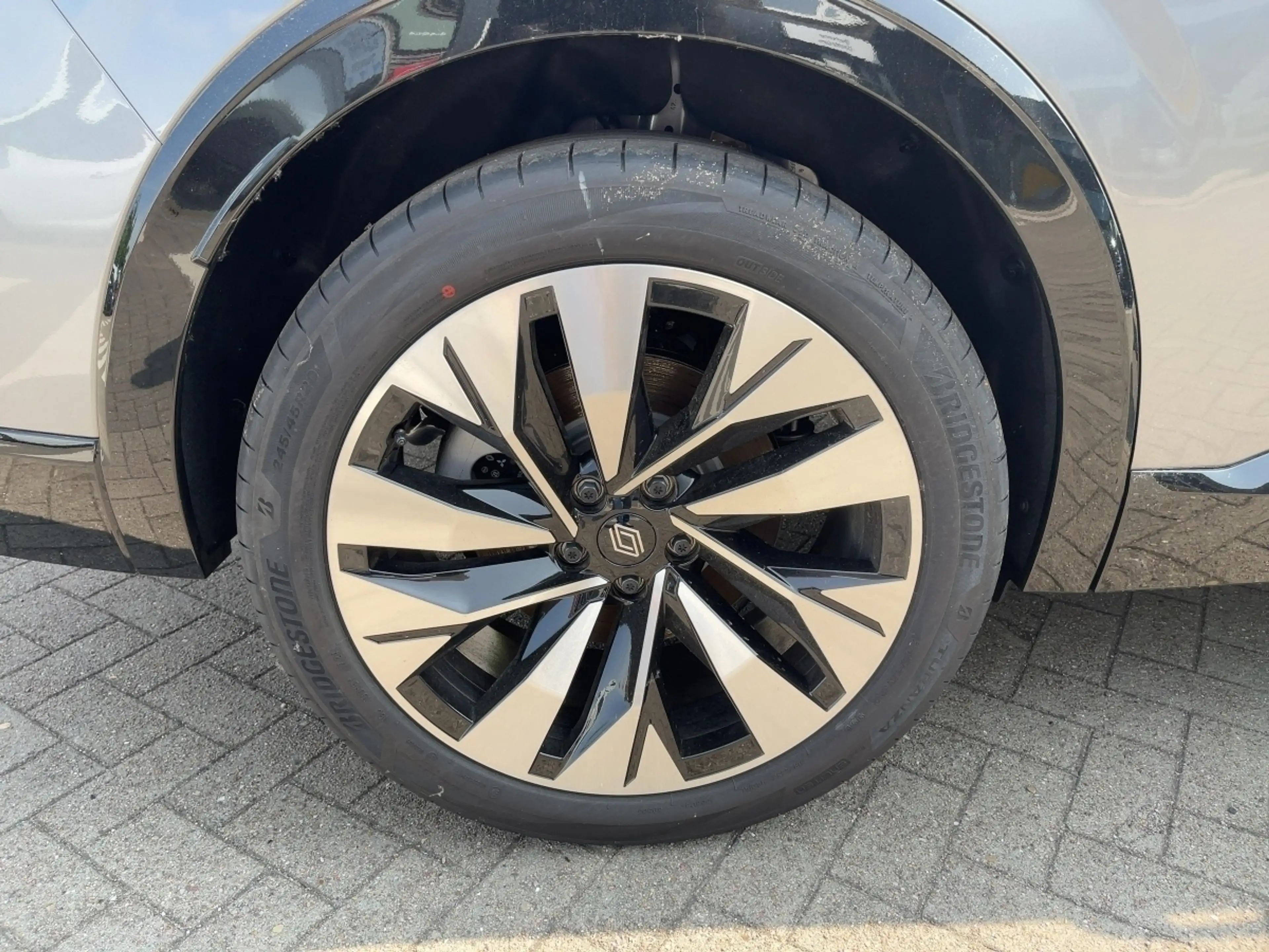 Renault Rafale Techno E-Tech Full Hybrid 200 — photo 12
