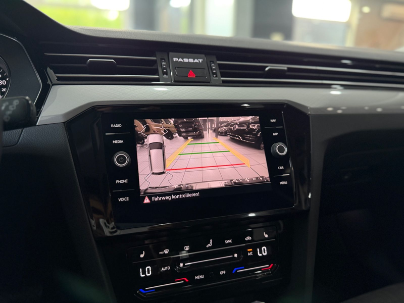 Volkswagen Passat Variant Business*ACC*E-HECK*KAMERA*CARPLY — photo 12