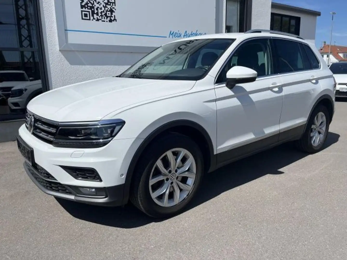 Volkswagen Tiguan 2,0 TDI Highline 4Motion DSG AHK DCC LED Wit - 2