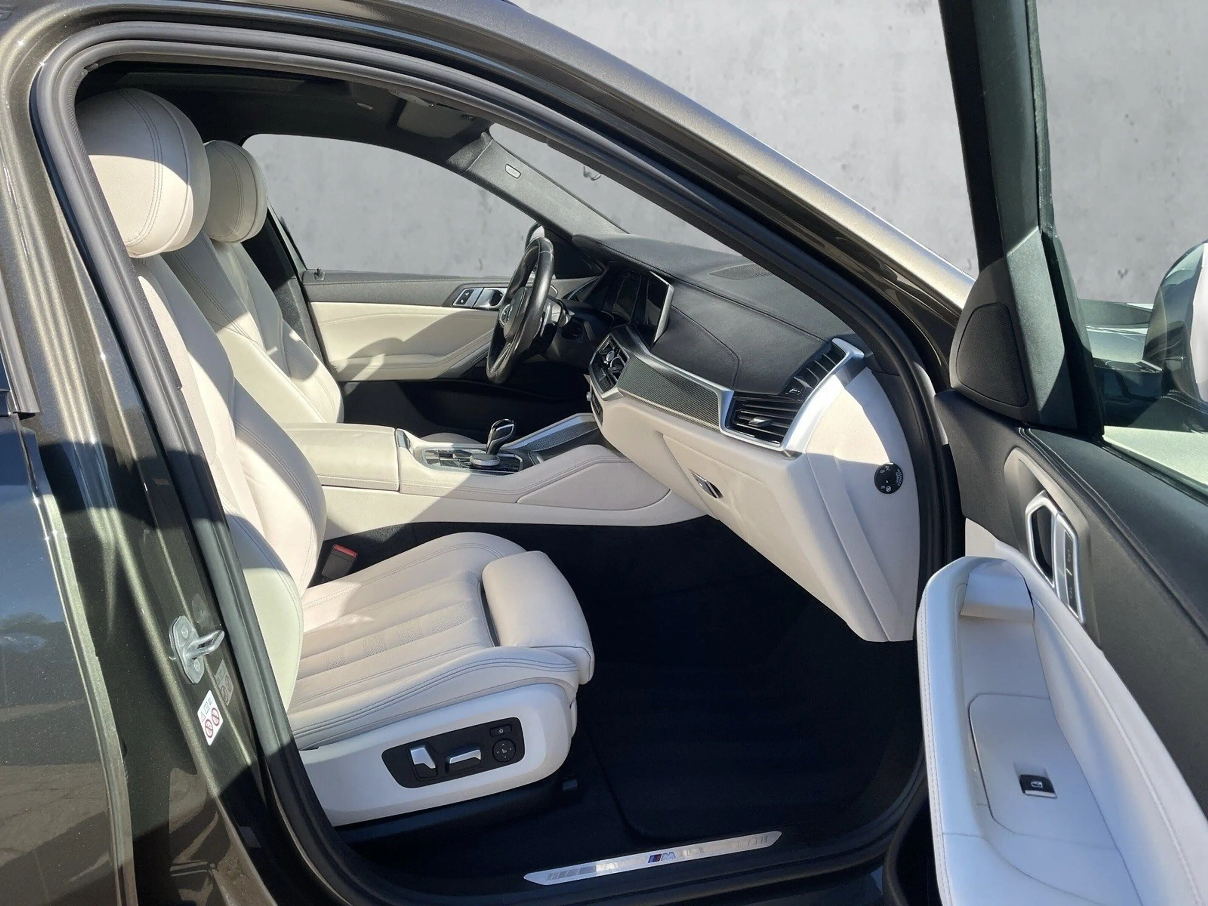 BMW X6 xDrive40d M Sport+Garantie+AHK+Pano+Laser — photo 14