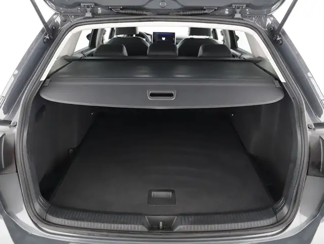 Volkswagen Golf view 7