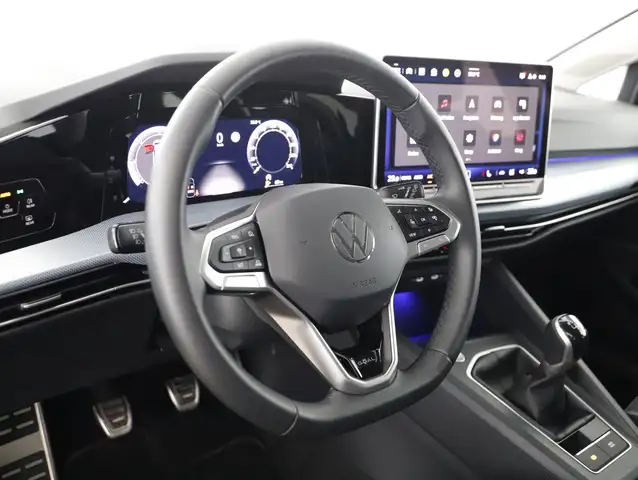 Volkswagen Golf view 11
