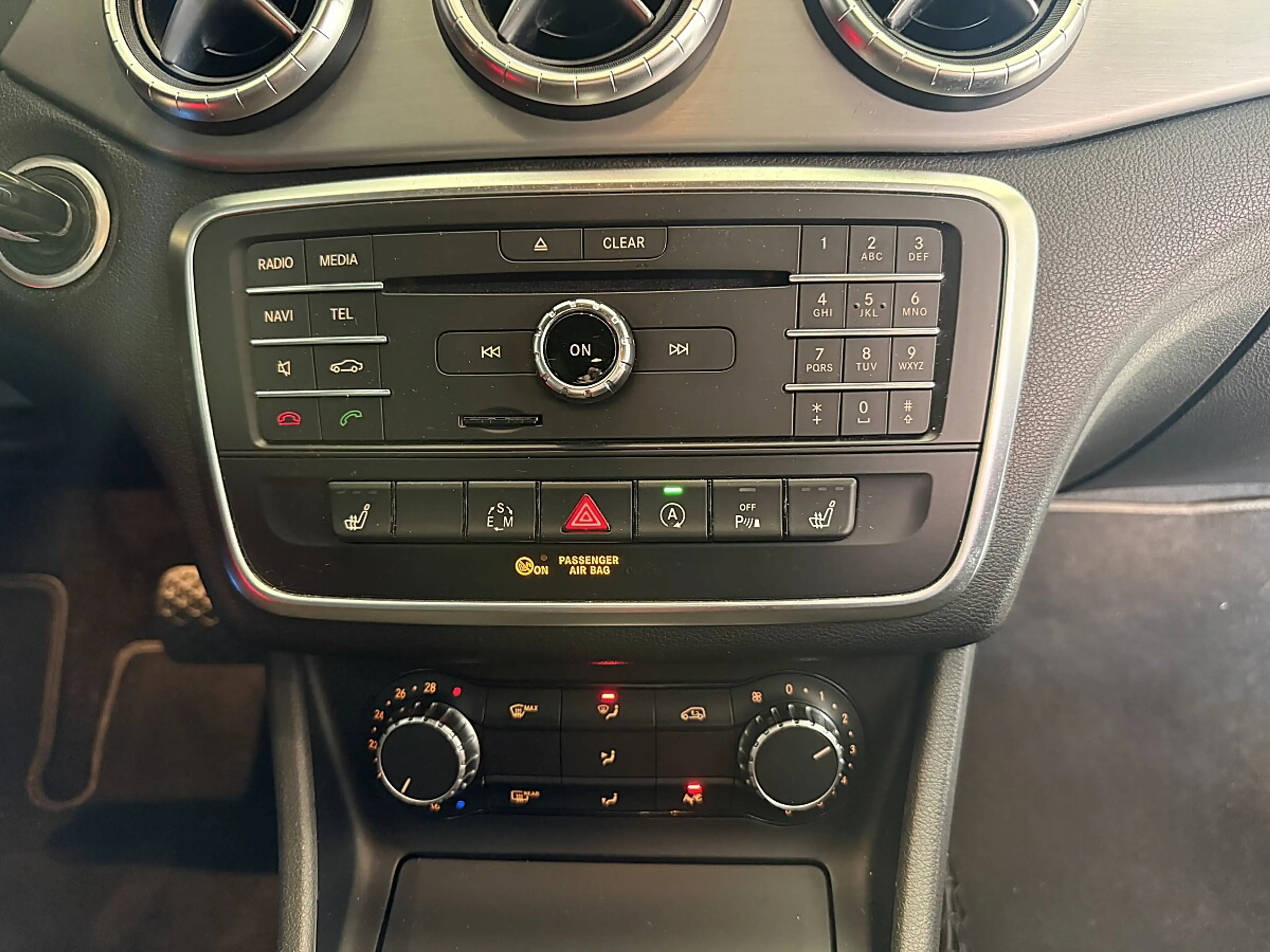 Mercedes-Benz CLA 200 Shooting Brake Aut. *Navi*Tempomat*Sitzheizung*... — photo 10