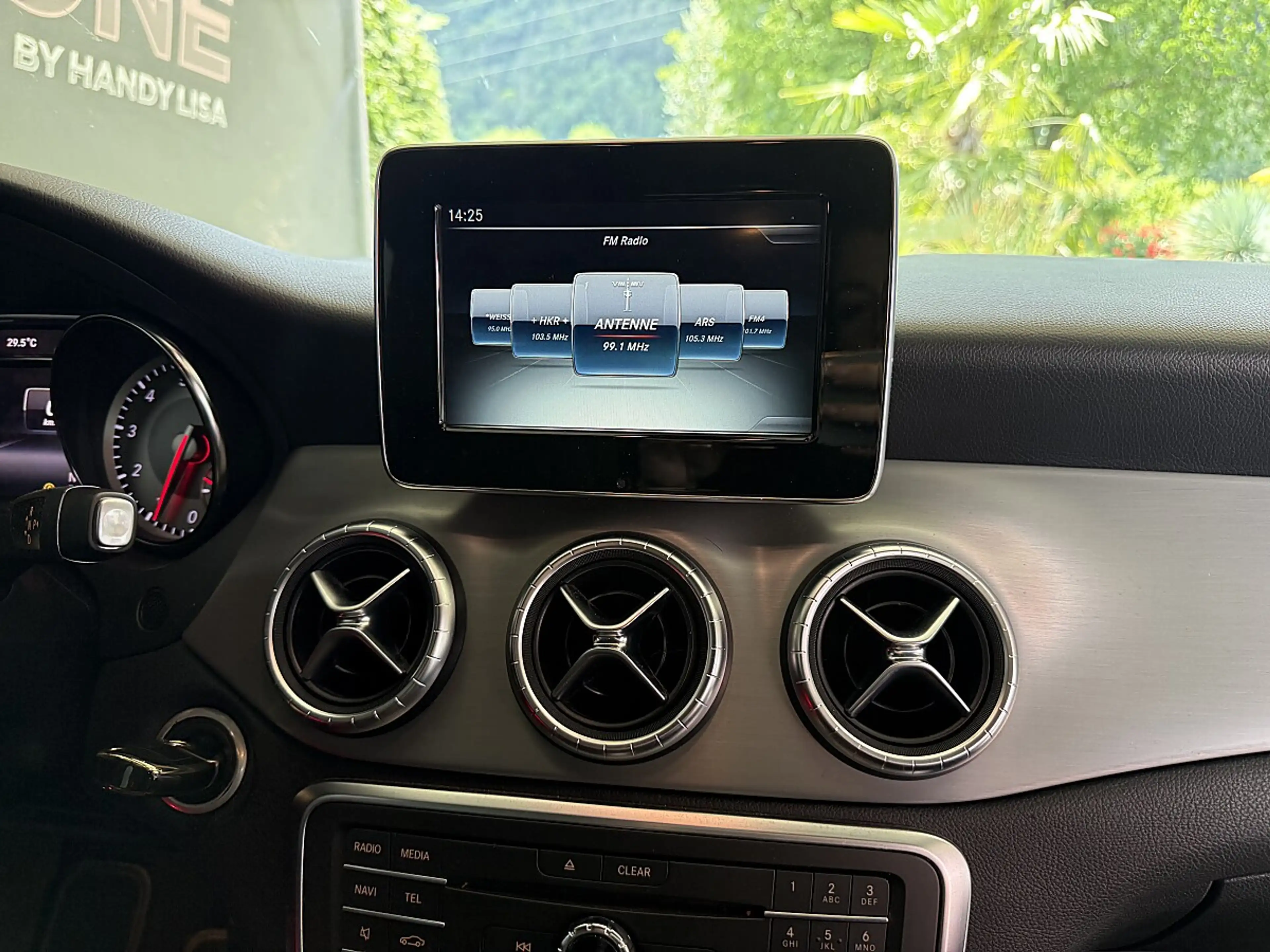 Mercedes-Benz CLA 200 Shooting Brake Aut. *Navi*Tempomat*Sitzheizung*... — photo 11