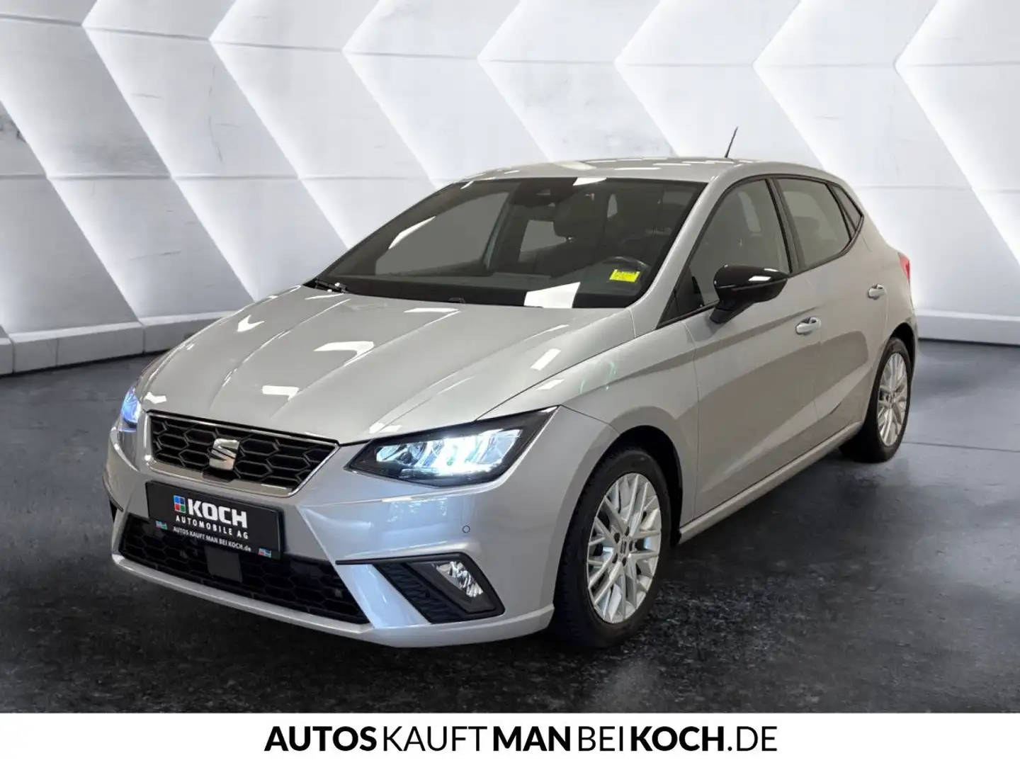SEAT Ibiza 1.0 TSI DSG FR KLIMAAUT PDC V+H NAVI SHZ Argent - 2
