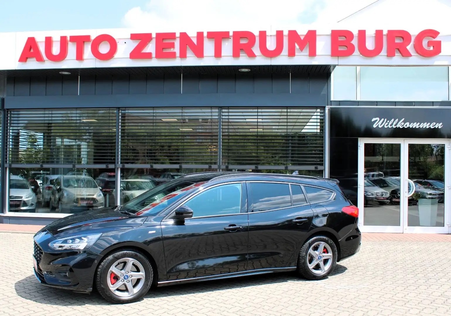 Ford Focus Turnier ST-Line X LED Kamera Nav Scheckhef Zwart - 1