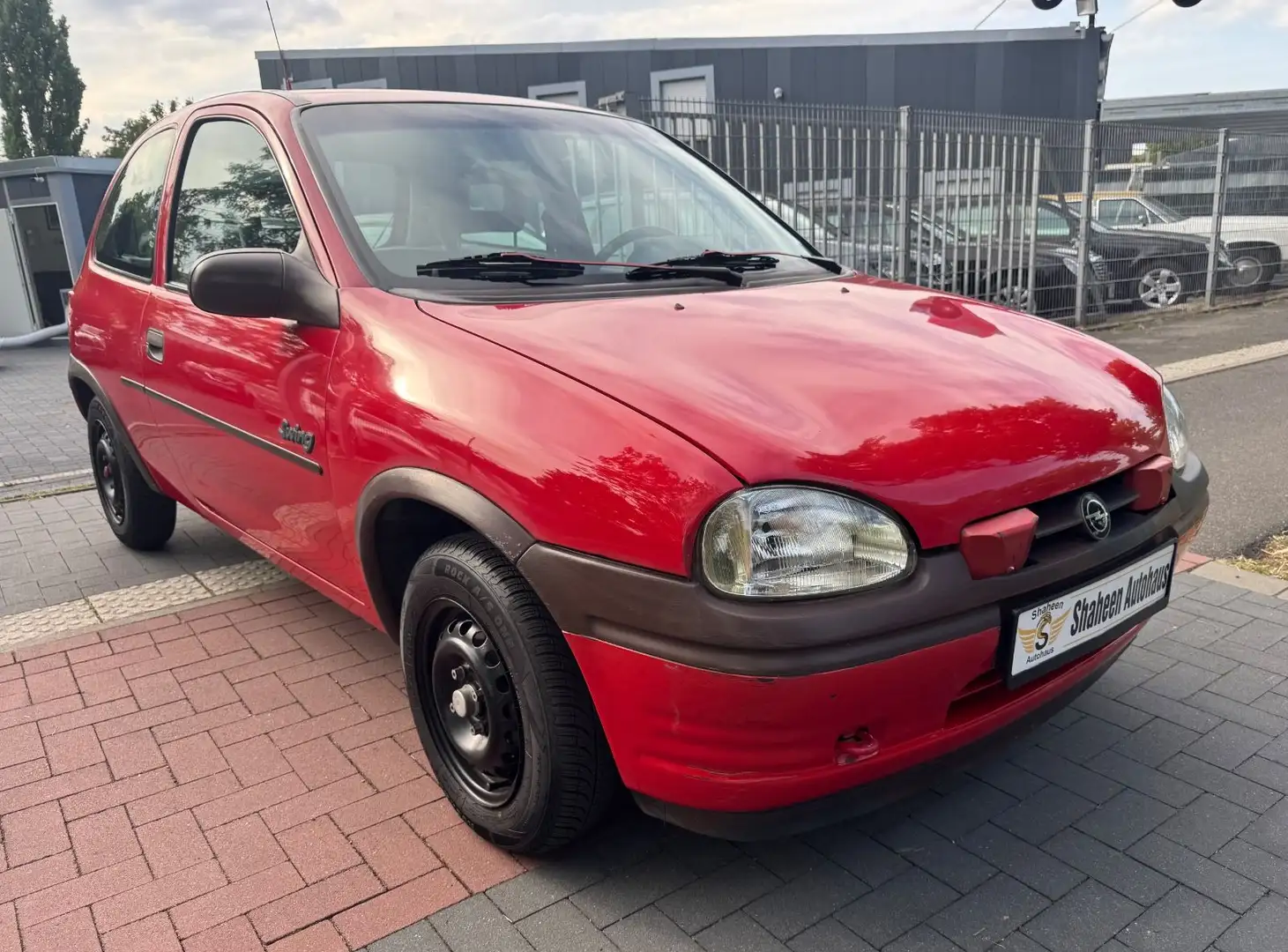 Opel Corsa 1.4  B Rot - 1