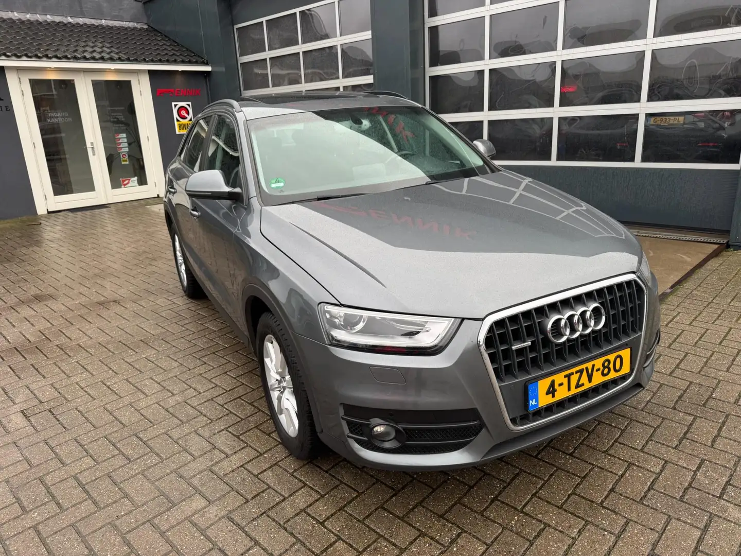 Audi Q3 2.0 TFSI quattro Pro Line S / Pano / Trekhaak / Ke Gris - 2