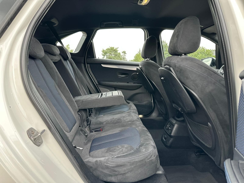 BMW 218 2 Active Tourer 218 i M Sport — photo 15