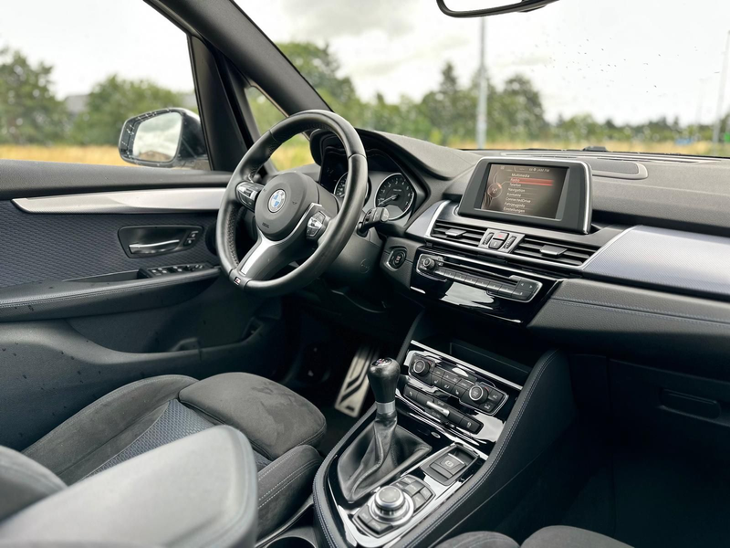 BMW 218 2 Active Tourer 218 i M Sport — photo 9
