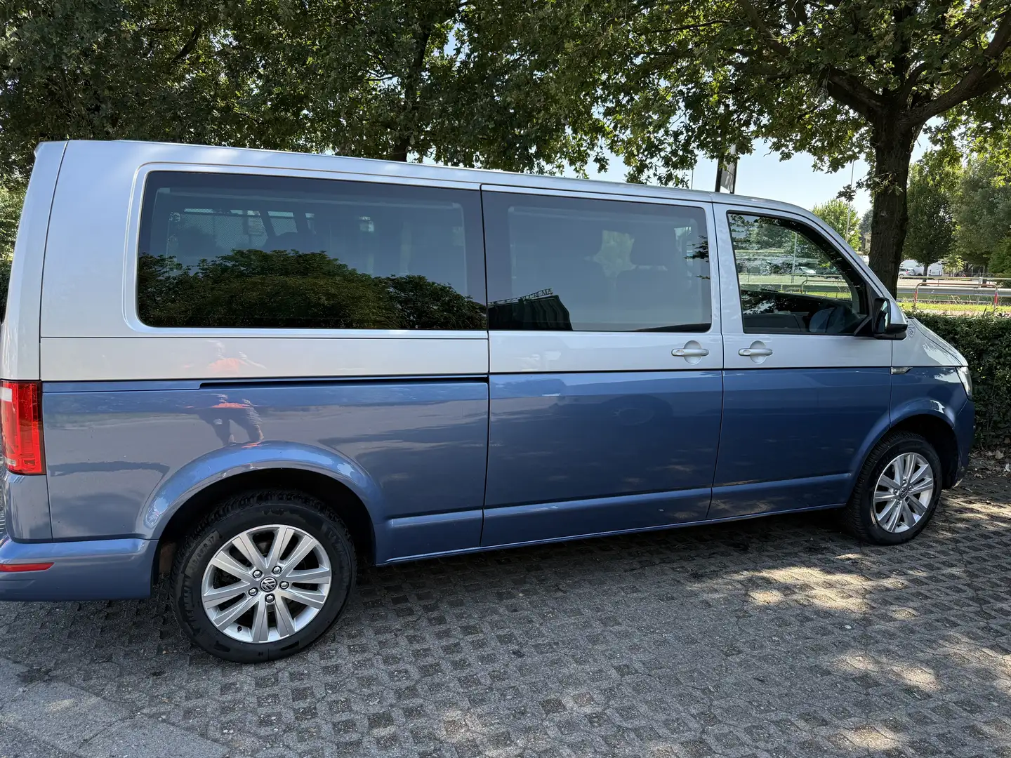 Volkswagen T6 Caravelle full optionals - 1