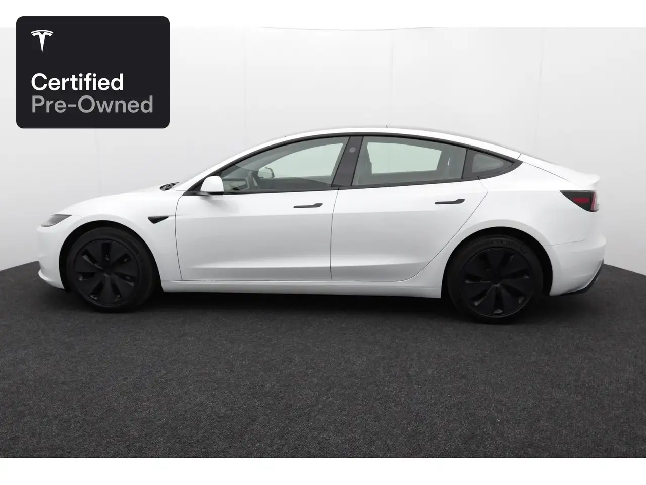 2026 Tesla Model 3 Long Range AWD "Certified Pre-Owned", photograph 5