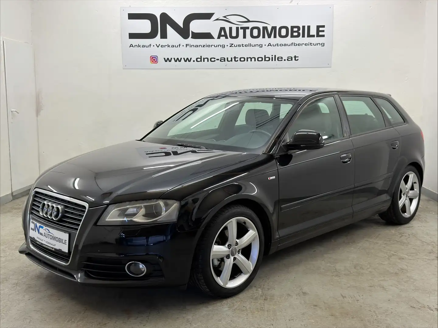 Audi A3 SB Ambition 2,0 TDI DPF S-Line Schwarz - 1