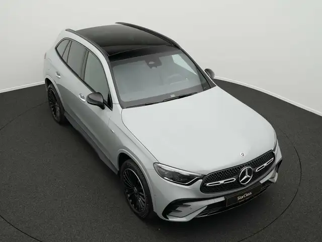 Mercedes-Benz GLC view 12