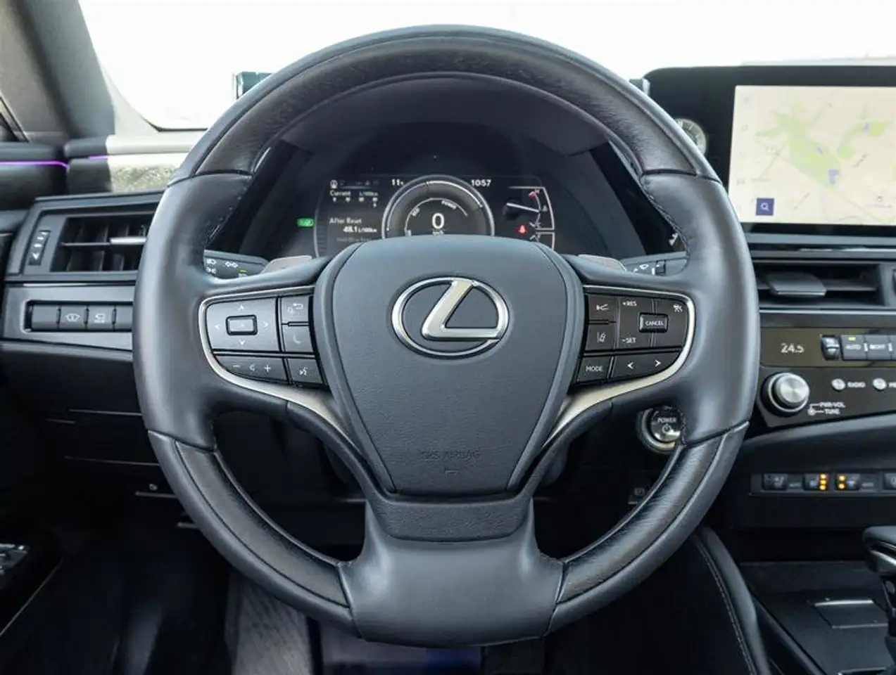 Lexus ES снимка Lexus ES