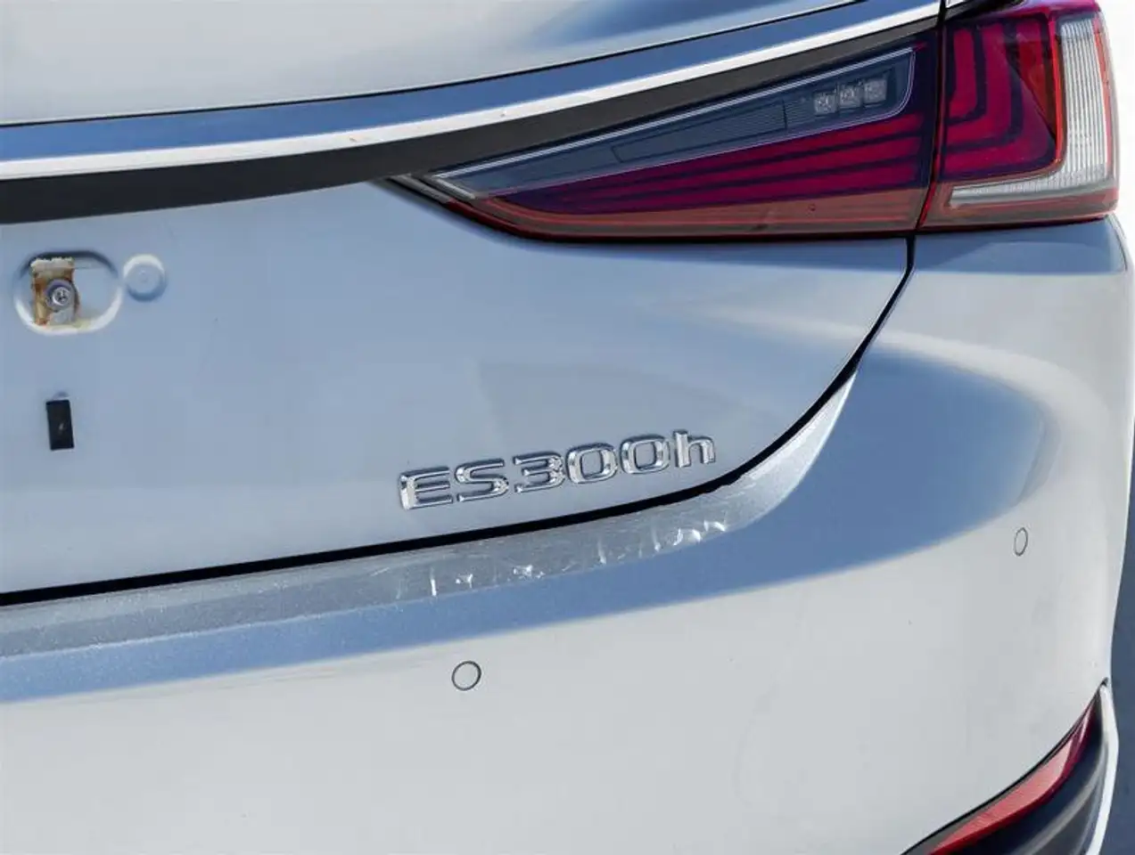 Lexus ES снимка Lexus ES