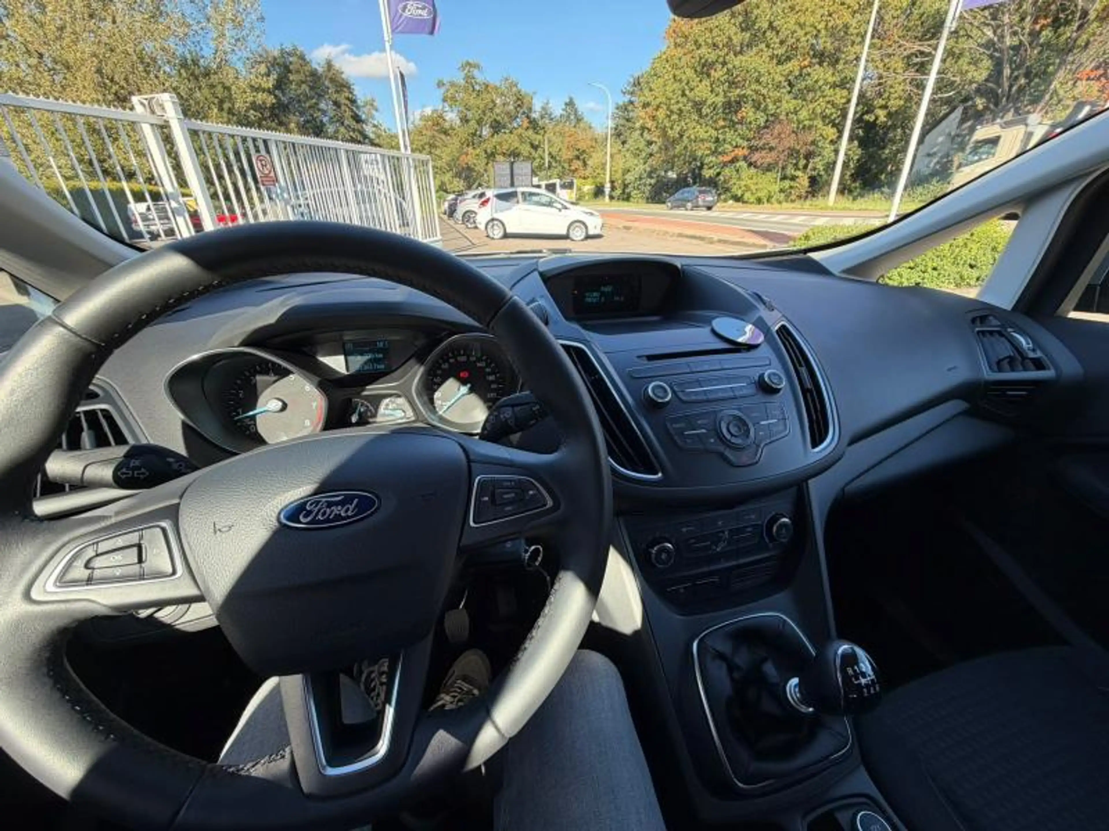 Ford C-Max Trend — photo 7