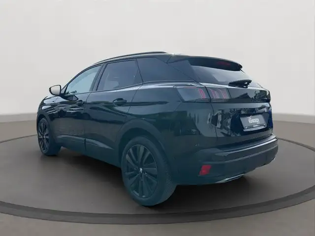 Peugeot 3008 view 3