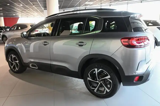 Citroen C5 Aircross view 4