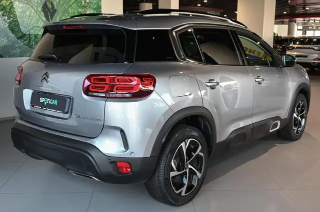 Citroen C5 Aircross view 3