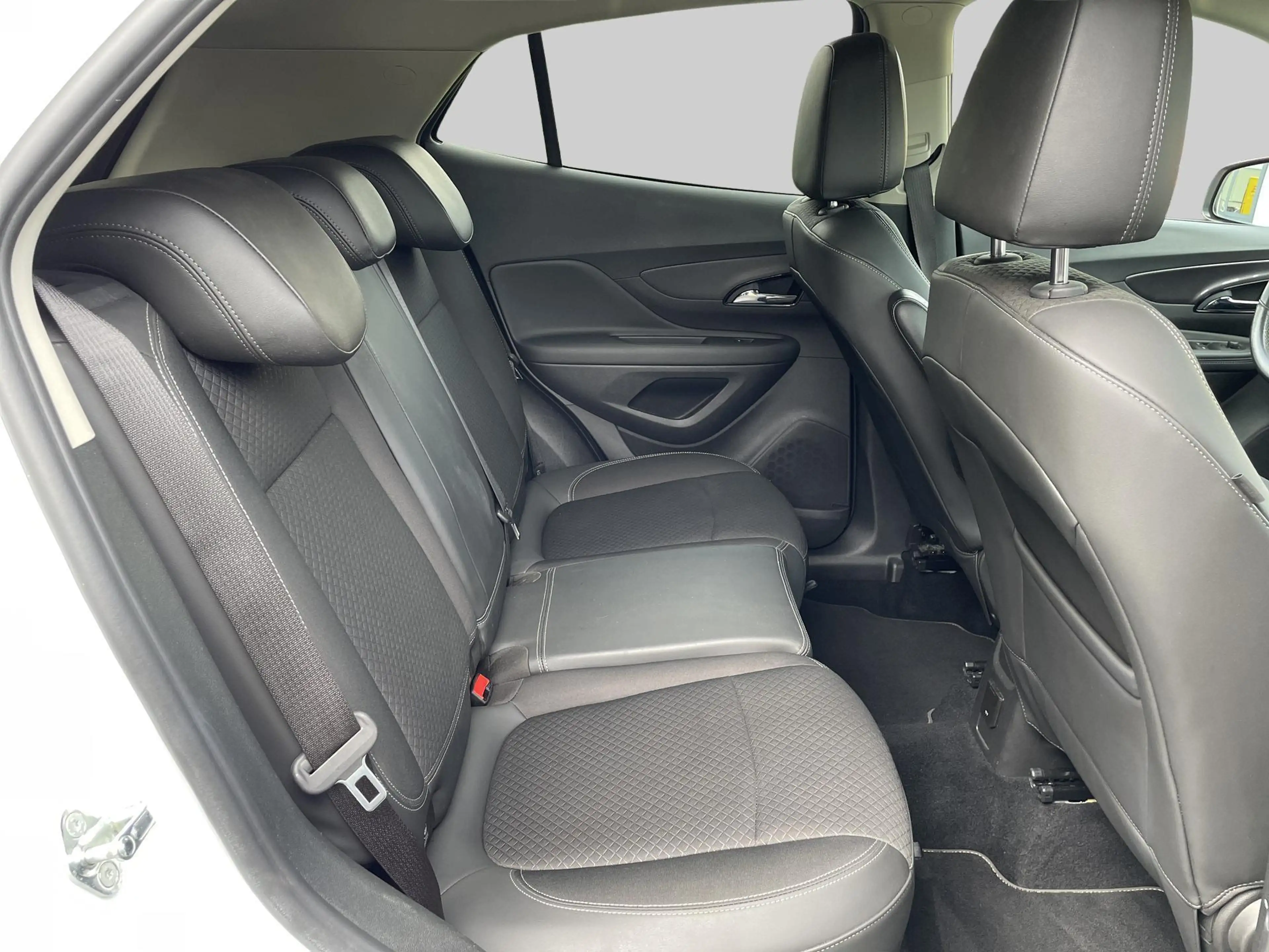 Opel Mokka X 1.4 Turbo Innovation — photo 14