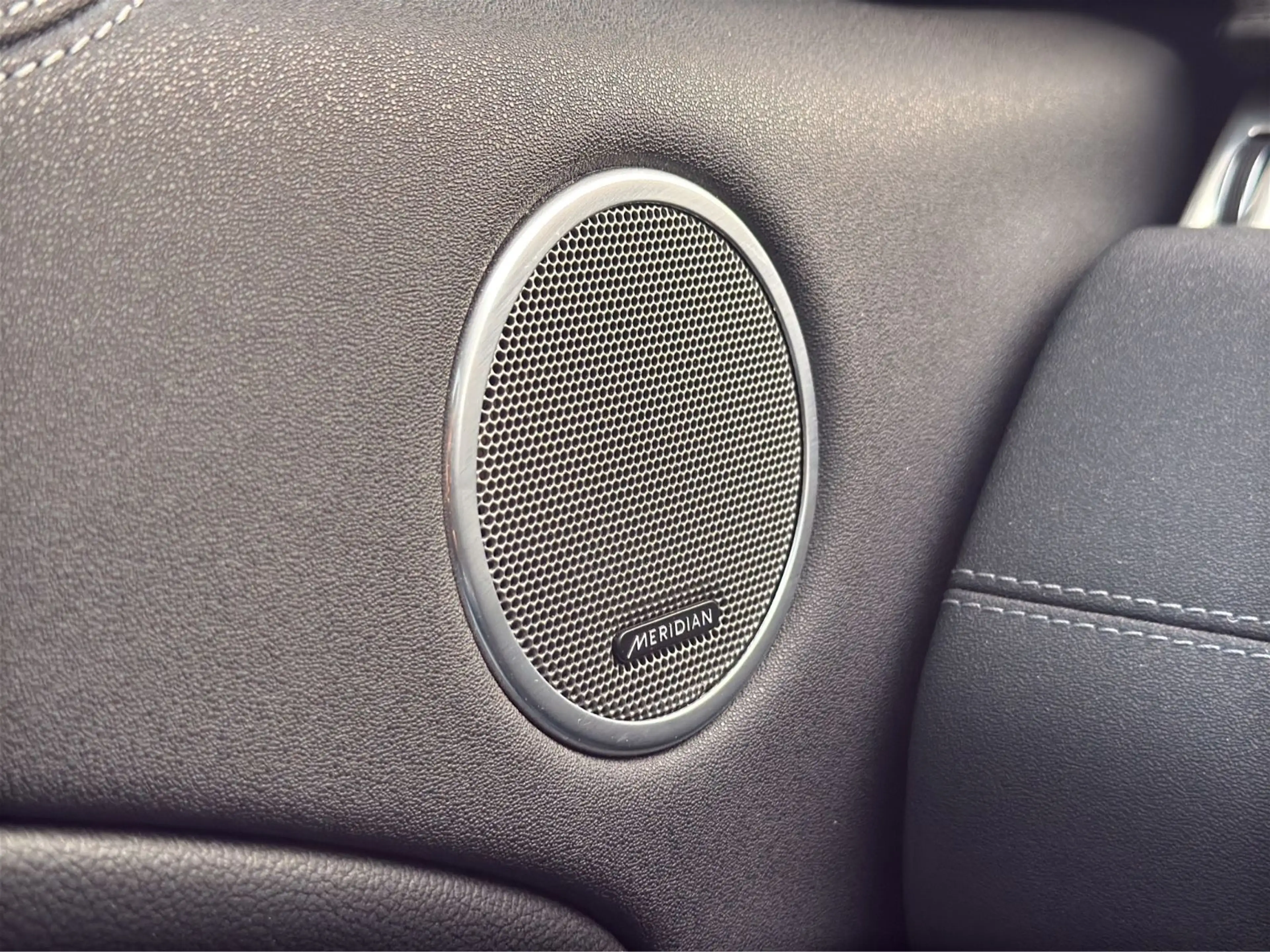 Land Rover Range Rover Evoque SE Dynamic*LED*PANO*SHZ*NAVI — photo 11