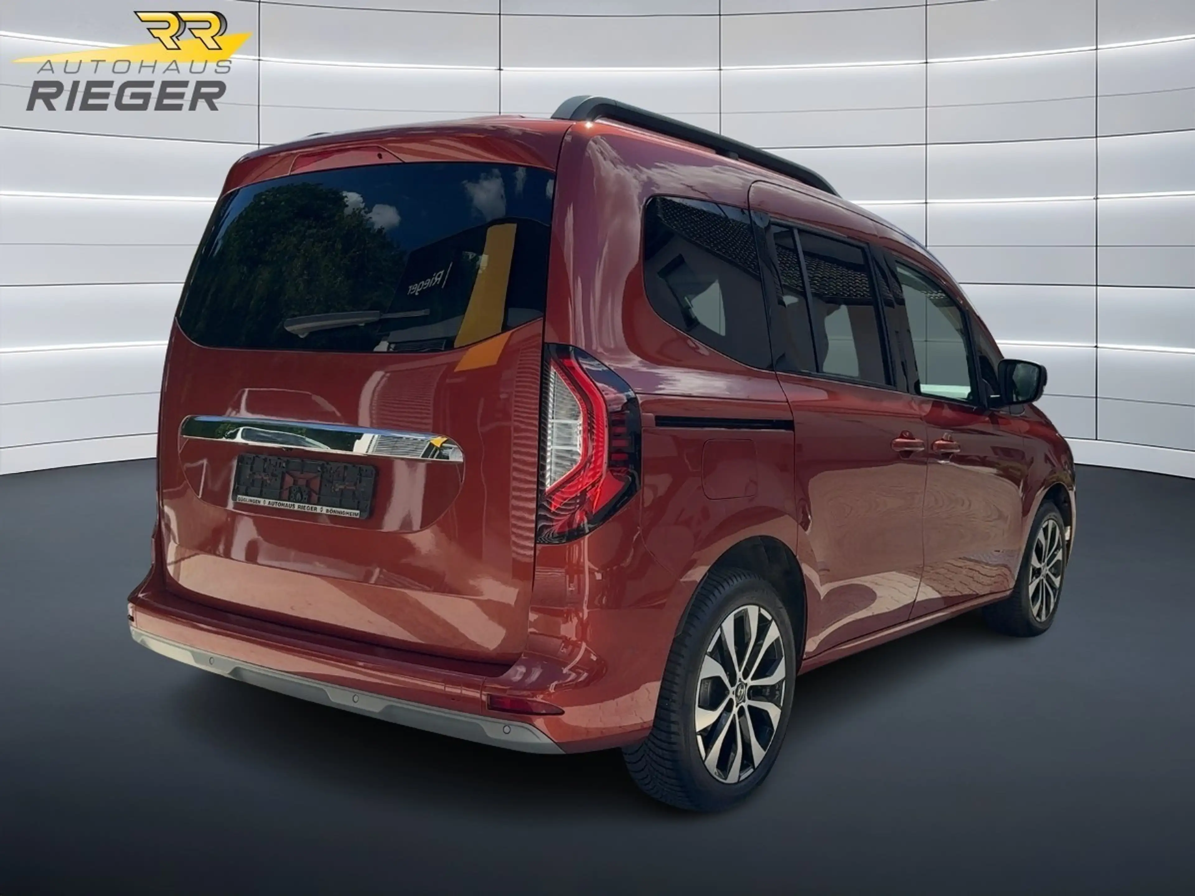Renault Kangoo III Intens TCe 130 — photo 3