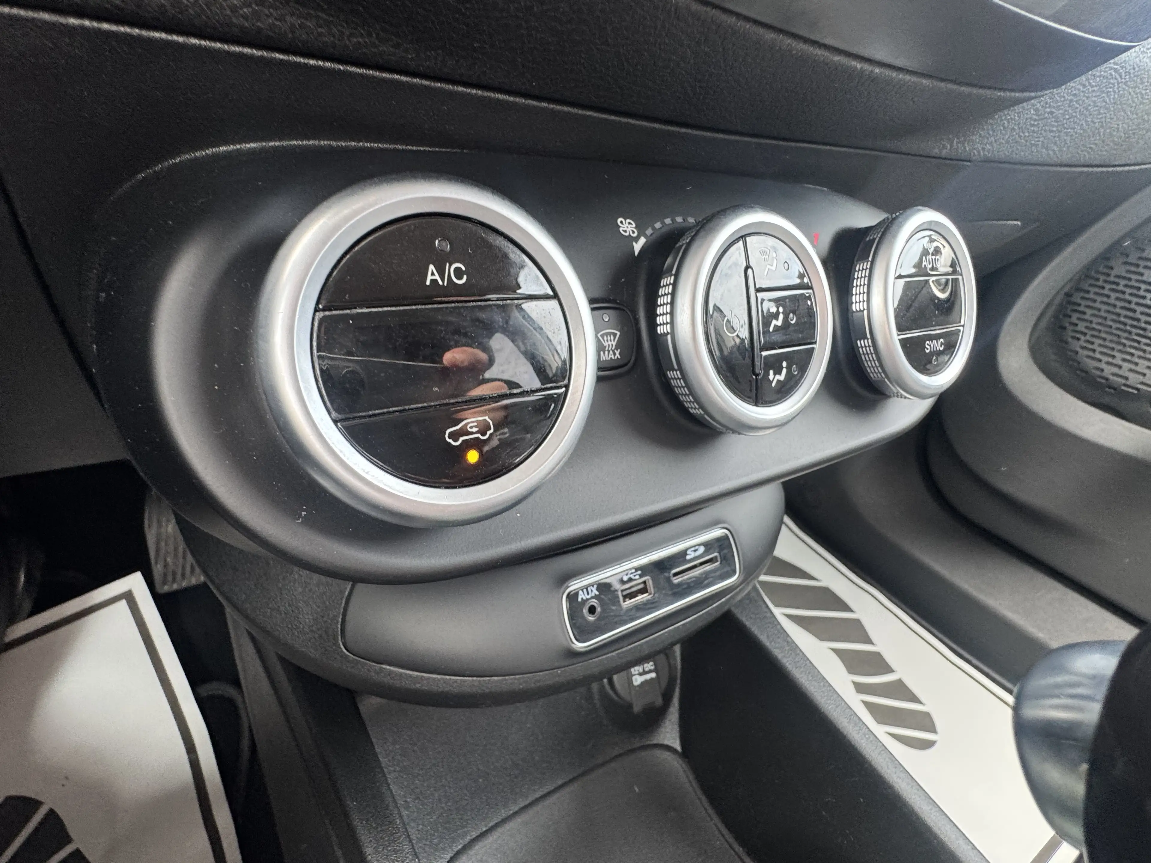 Fiat 500X 500X 1.4 MultiAir Lounge *NAVI*CLIM*AUTOMATIQUE*GARANTIE — photo 12