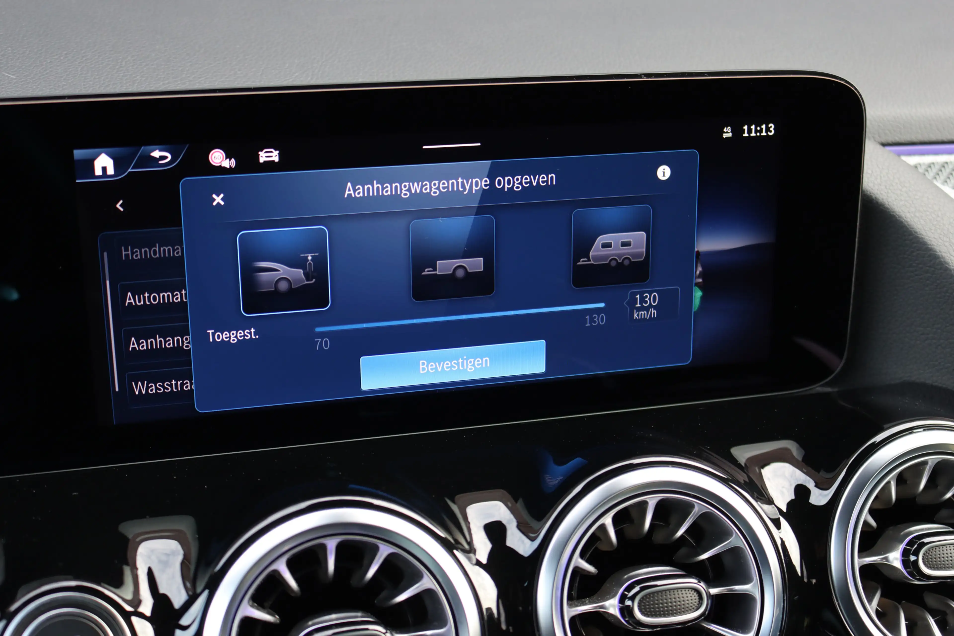 Mercedes-Benz GLA 250 e Premium+ AMG Line | Facelift | Distronic | Panor — photo 36