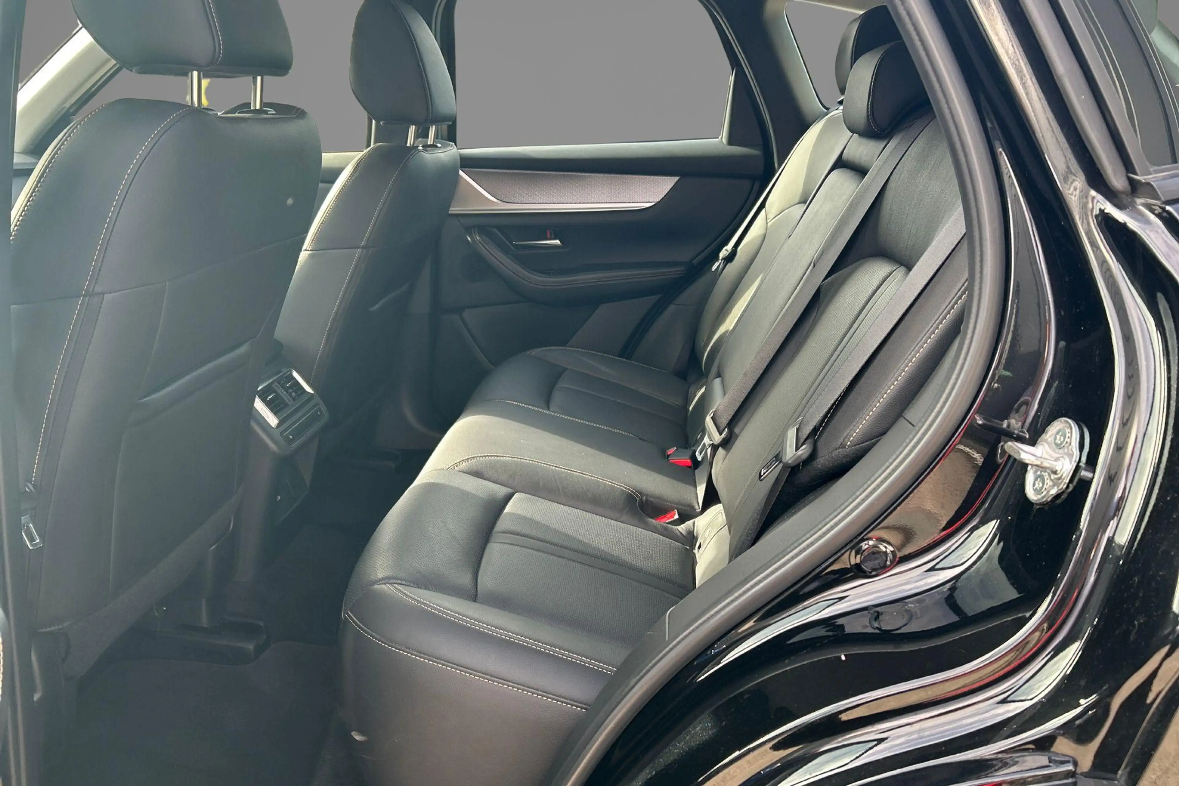 Mazda CX-60 2.5 e-SkyActiv PHEV Homura | Elekt. wegklapbare tr — photo 5