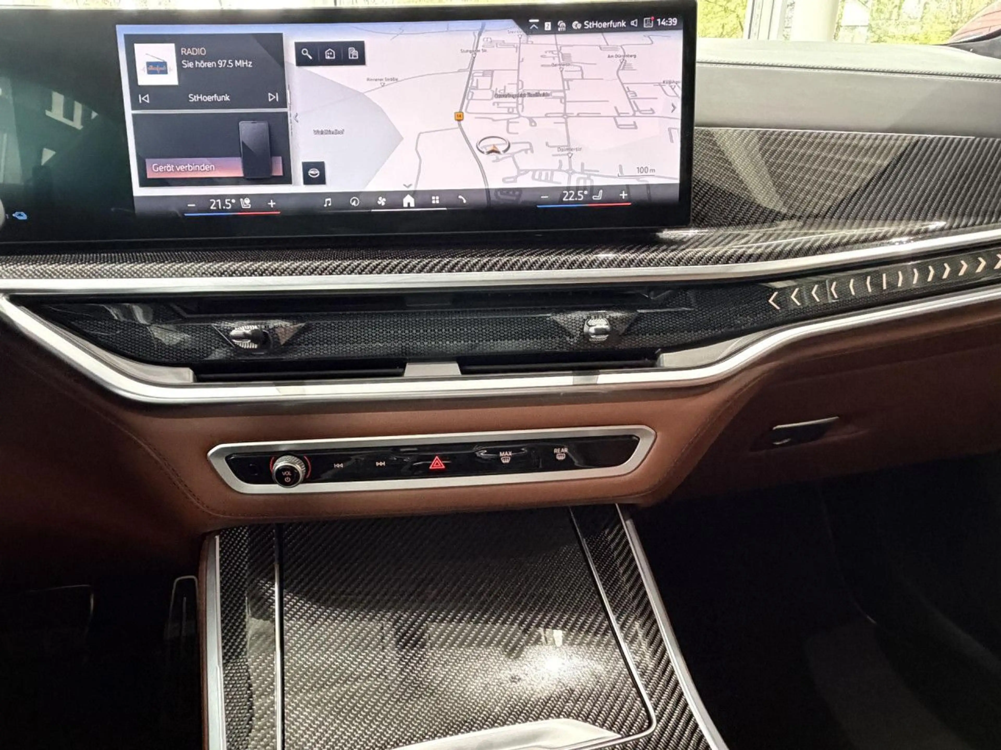 BMW X5 xD50e M Sport LiveProf ACC HUD Memory AHK 22" — photo 14