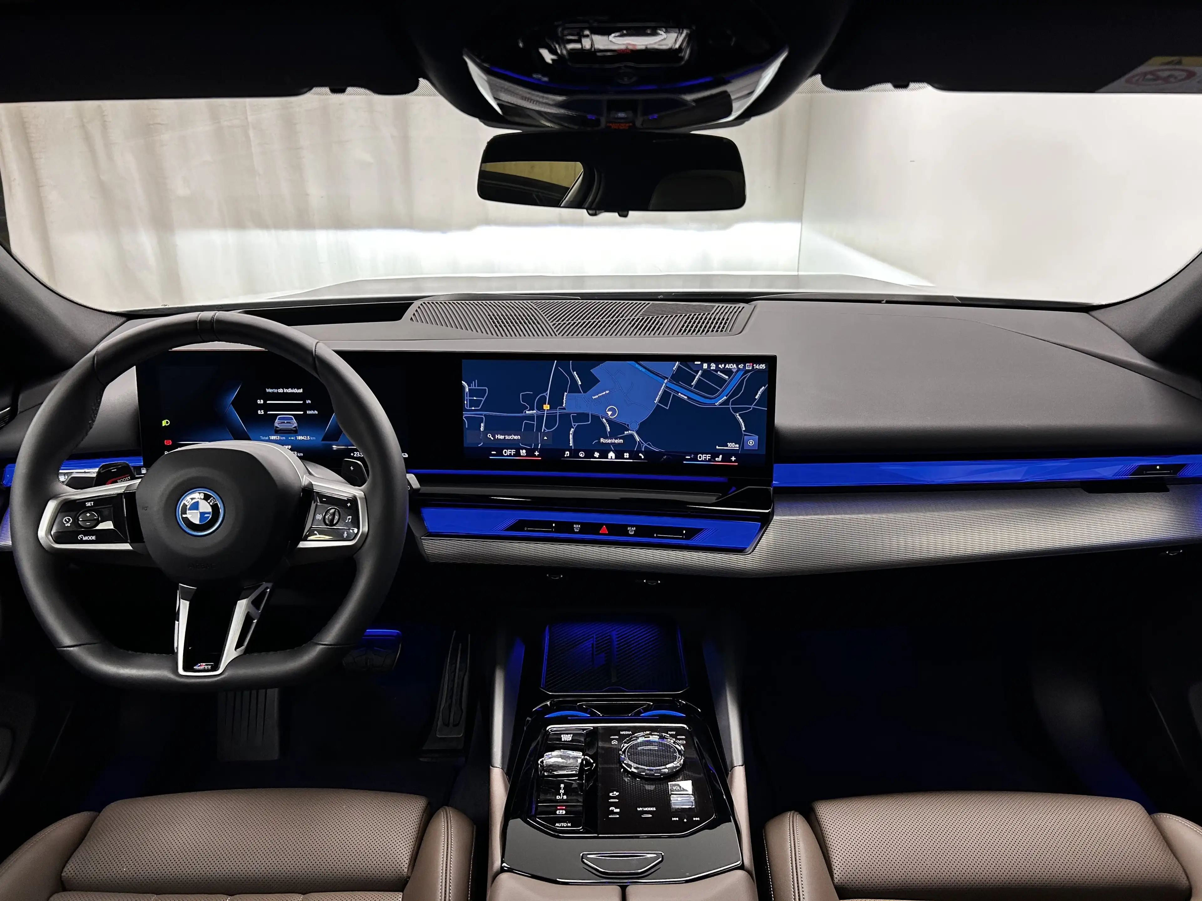 BMW 550 e xDrive Touring — photo 5