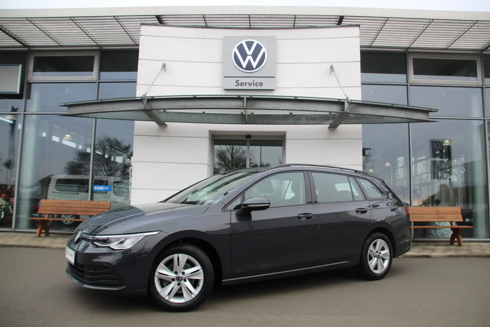 Volkswagen Golf Variant Life TSI  Navi+Shz+App+Lenkrad bhz Gris - 1