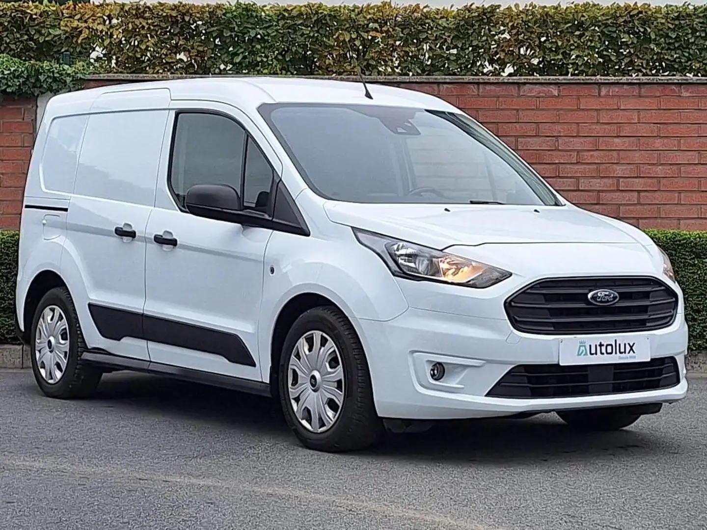 Ford Transit Connect FORD CONNECT - 3PLACES- 11.562 € HTVA Blanc - 1