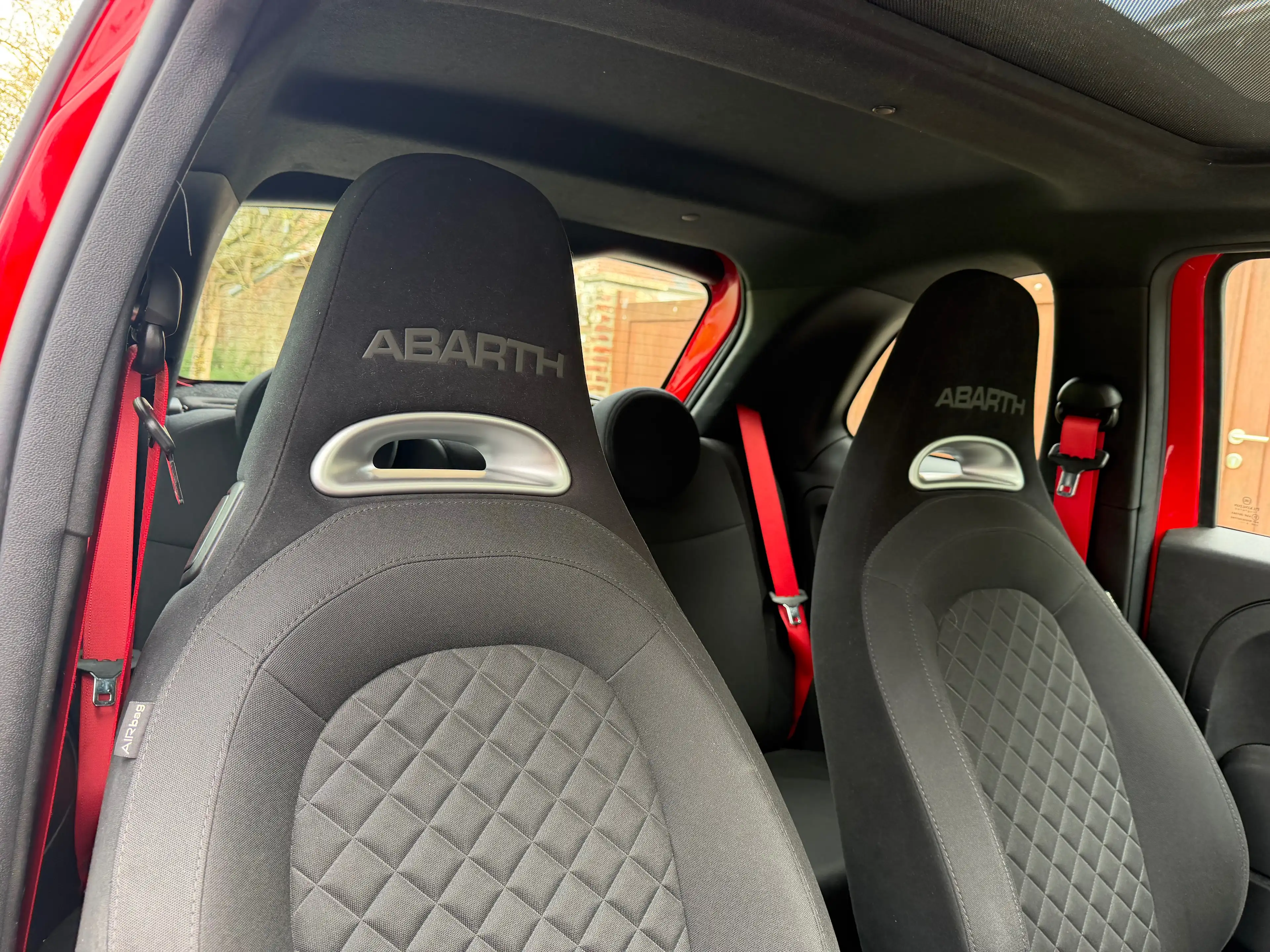 Abarth 595 1.4 T-Jet *TOIT OUVRANT || CLIM || CARPLAY || GPS* — photo 13