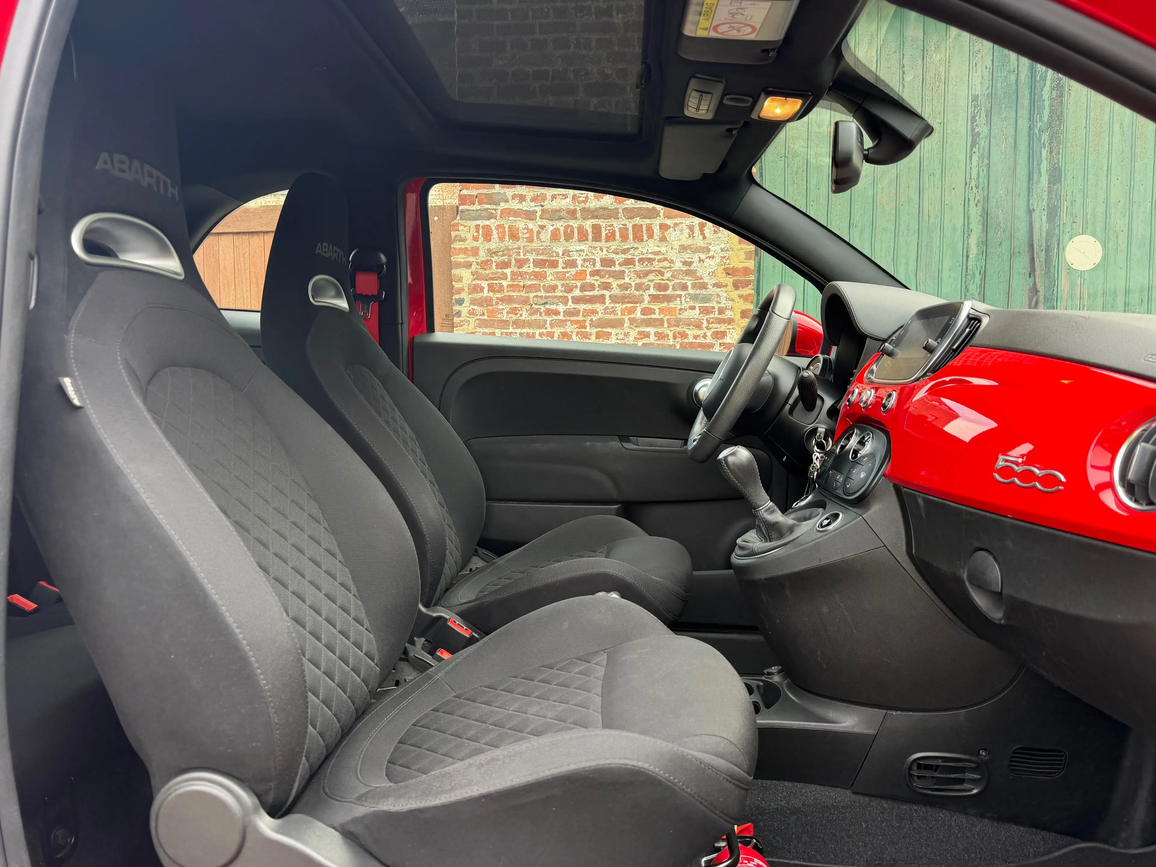 Abarth 595 1.4 T-Jet *TOIT OUVRANT || CLIM || CARPLAY || GPS* — photo 12