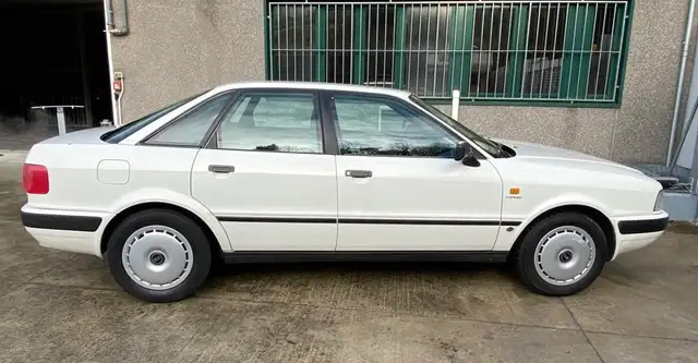 Audi 80