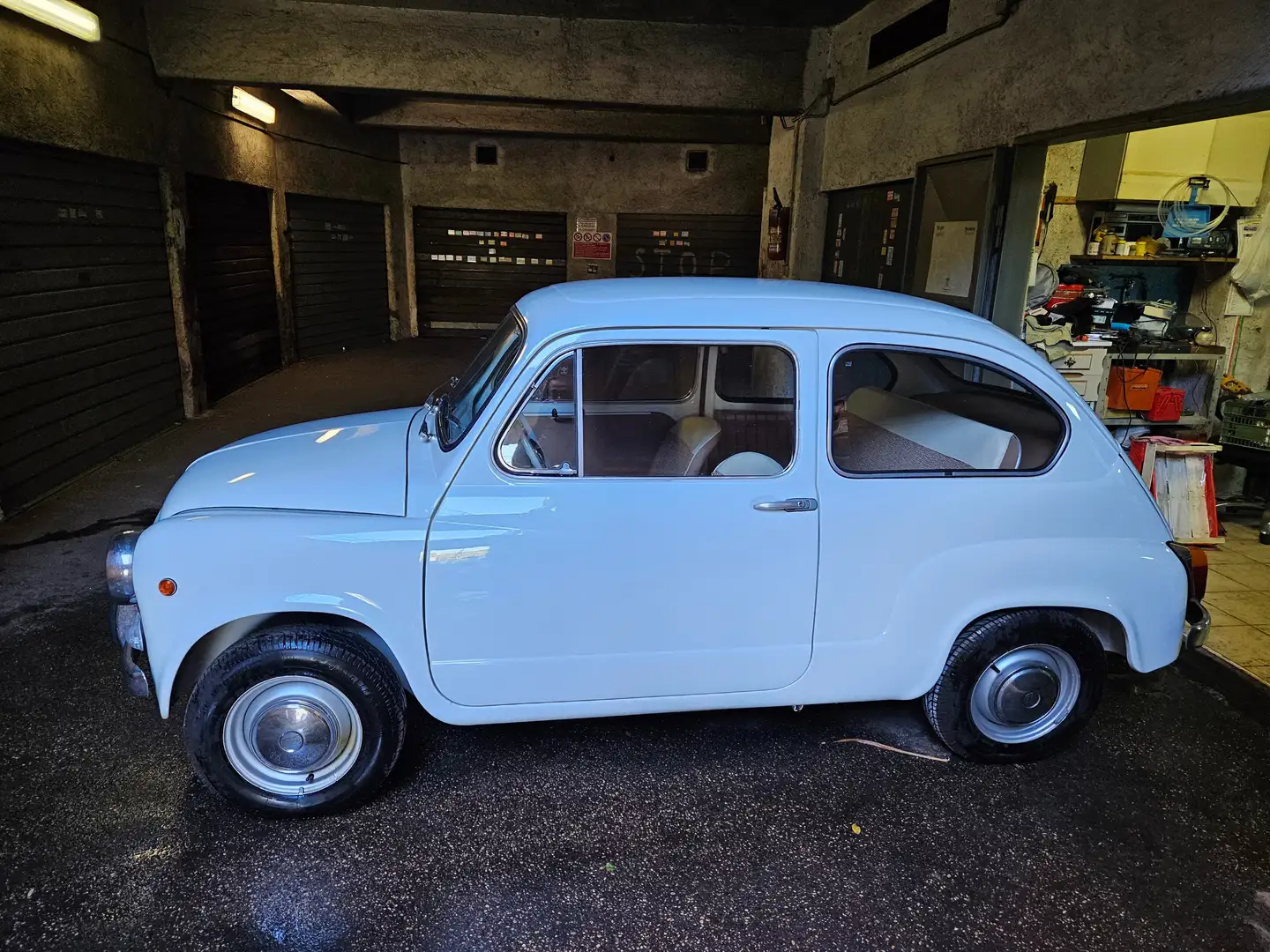 Fiat 600 Alb - 1