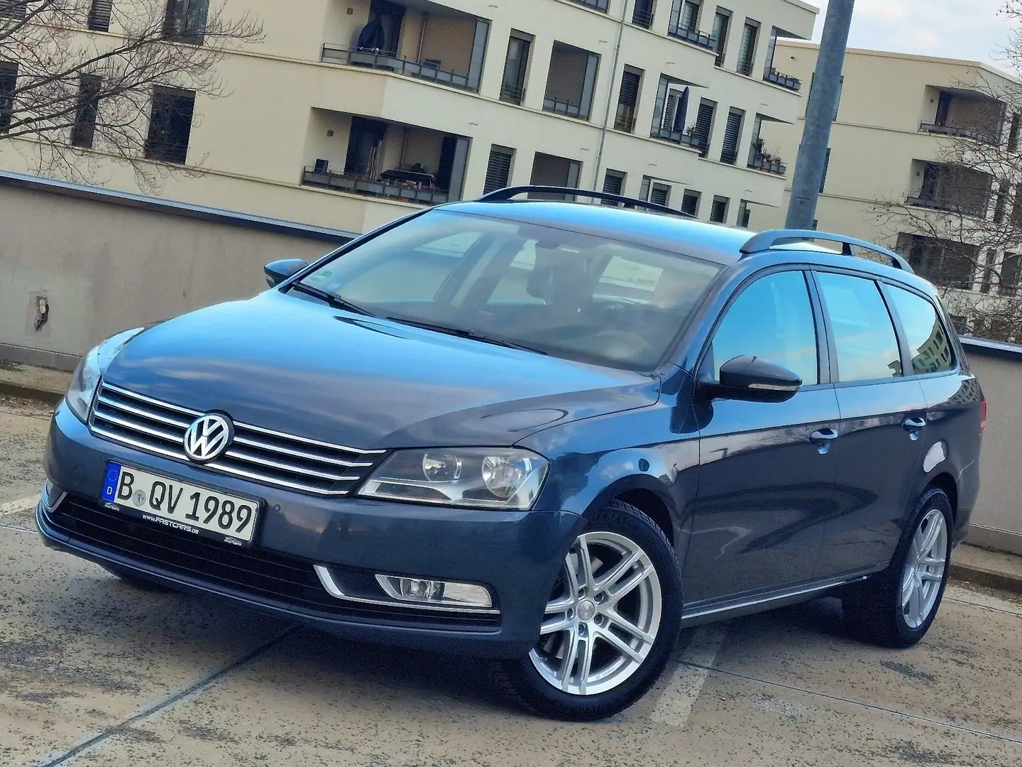 Volkswagen Passat 2.0 TDI Automatik OriginalLackierung - 2