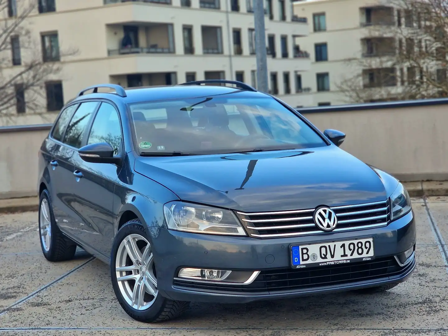 Volkswagen Passat 2.0 TDI Automatik OriginalLackierung - 1