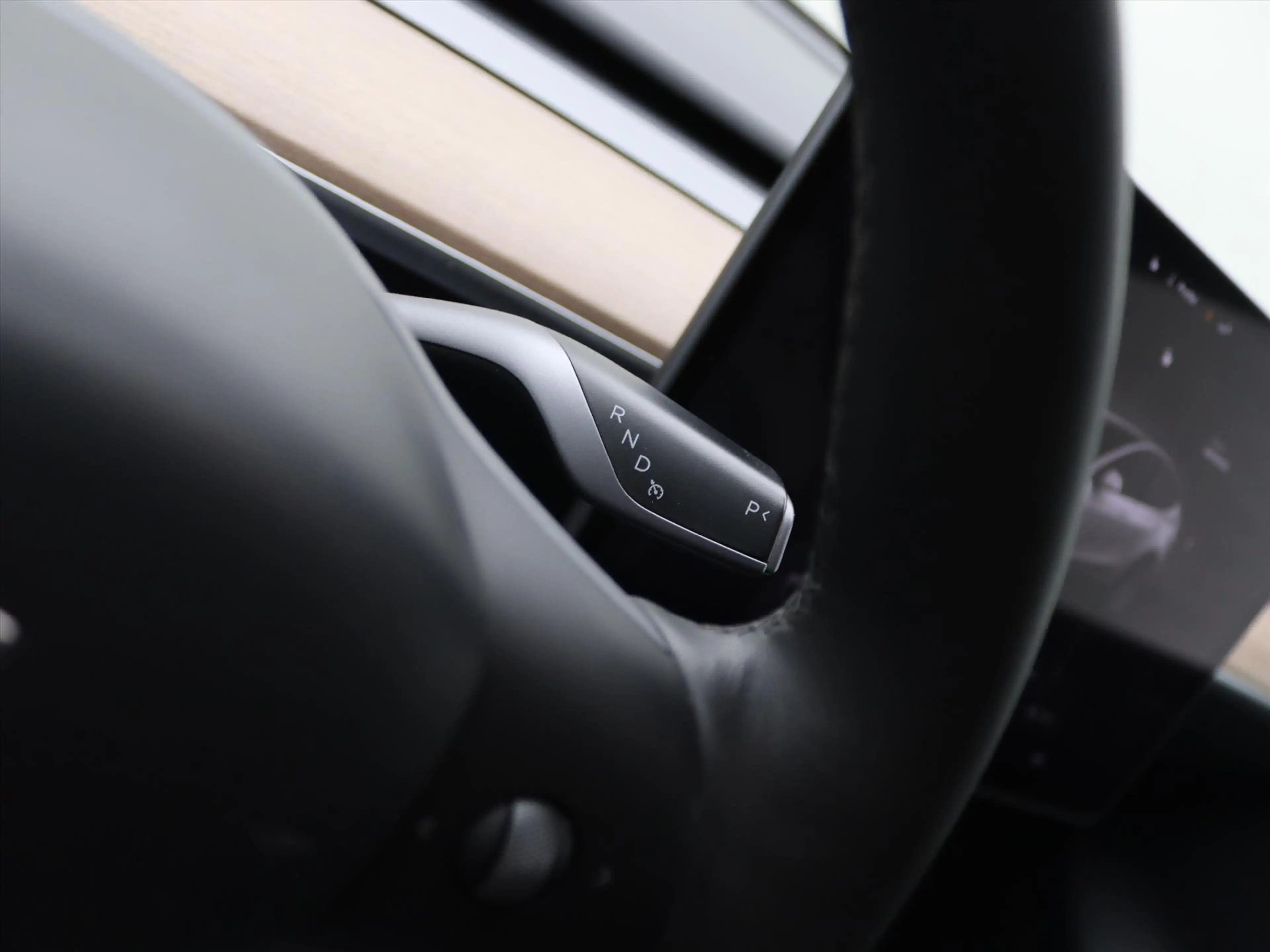 Tesla Model Y Long Range AWD 75kWh 351pk 92.2% SoH [ AMD RYZEN+A — photo 24