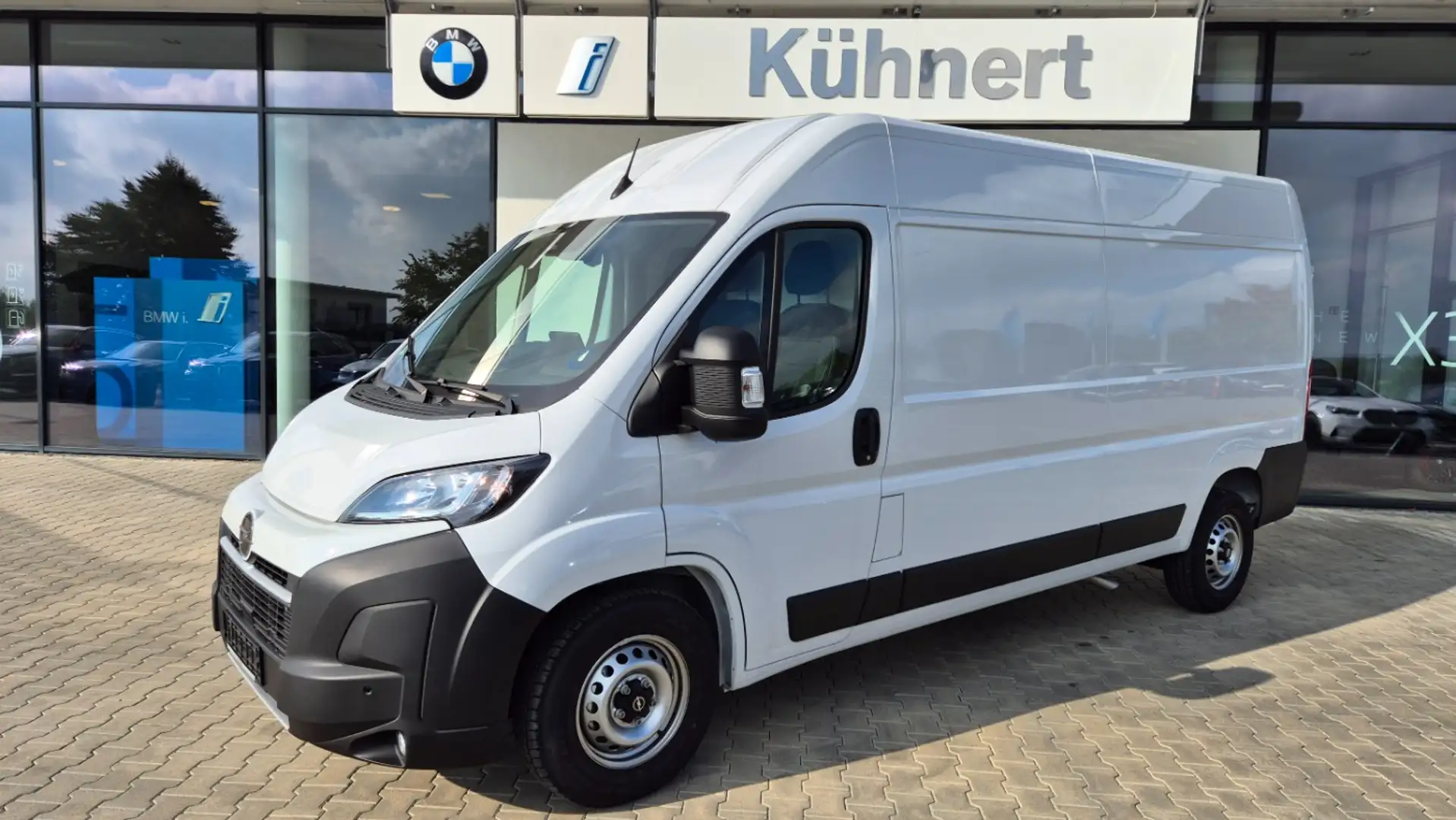Opel Movano 2.2 BlueHDi 180 L3H2 VA ACC SpurAss StHzg Navi AUT Weiß - 1