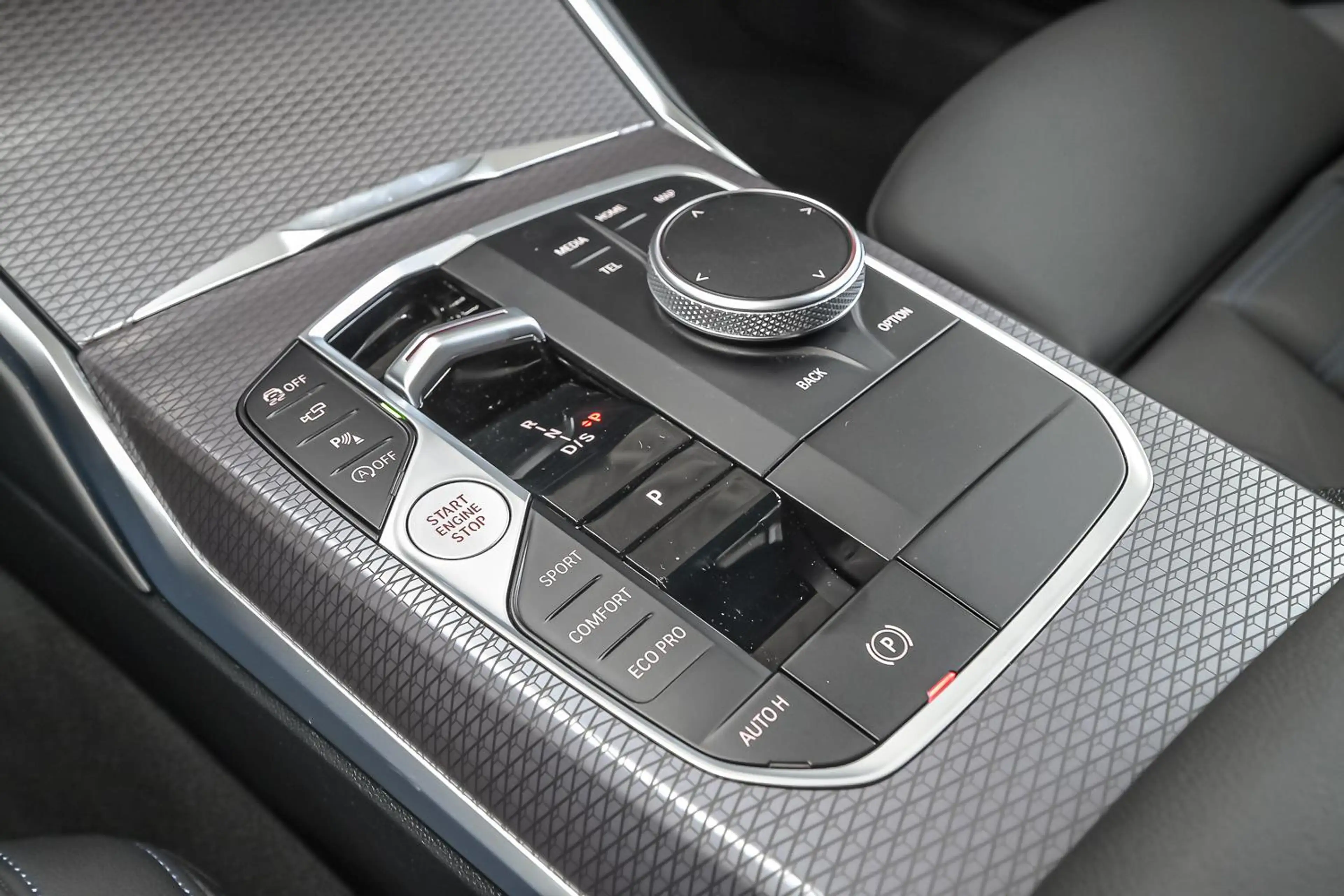 BMW 318 i Touring - 2ans/jaar garantie-NEW PRICE:61.239€ — photo 11