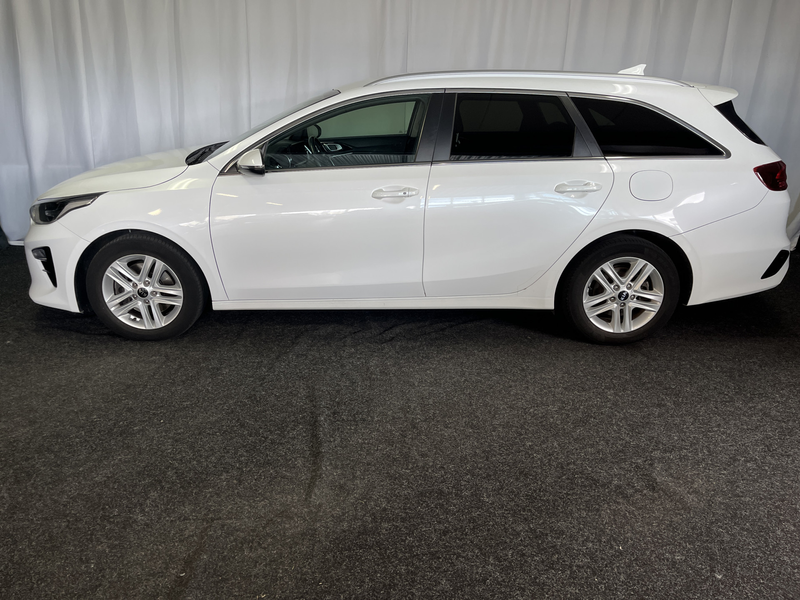 Kia Ceed SW / cee'd SW Sportswagon 1.0 T-GDi MHEV DynamicPlusLine ECC/CAM — photo 2